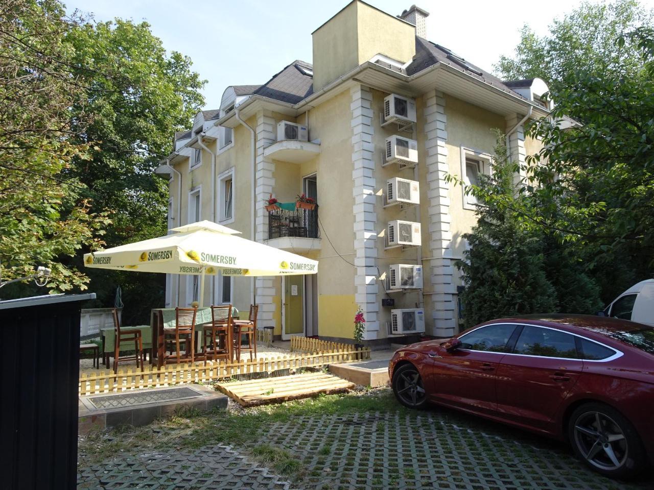 Hotel Casa Latina - Budapest — Photos 1